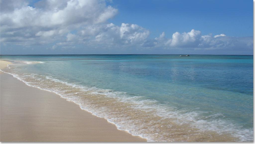 Osprey Beach Hotel Cockburn Town Экстерьер фото